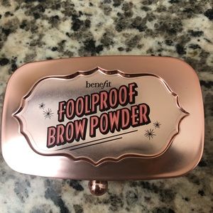 Benefit Foolproof Brow Powder